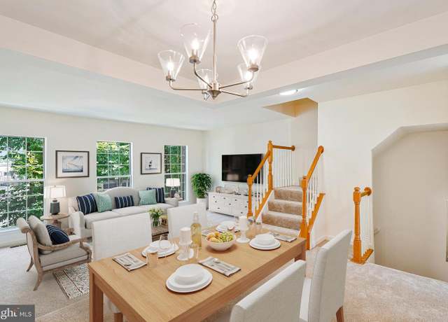Property at 1019 Lexus Way, Herndon, VA 20170, 4 beds, 3.5 baths