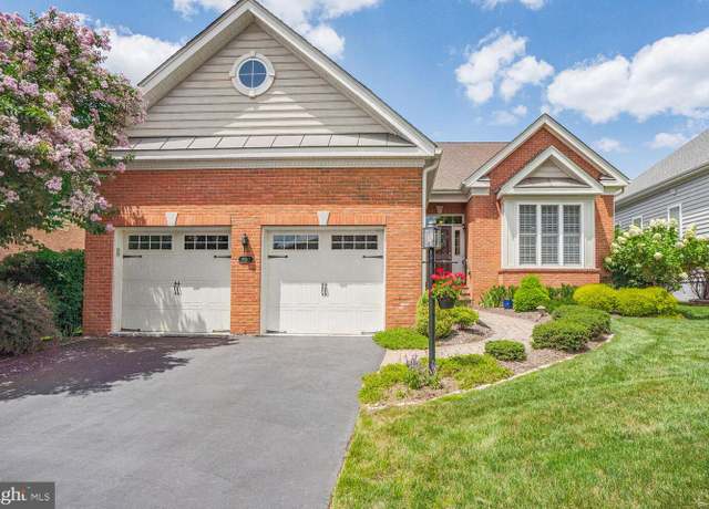 Property at 15282 Fog Mountain Cir, Haymarket, VA 20169, 3 beds, 3 baths