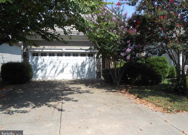 Property at 286 Bridgewater Cir, Fredericksburg, VA 22406, 3 beds, 3 baths