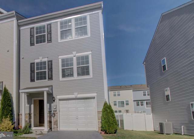 Property at 46 Antigua Dr, Hedgesville, WV 25427, 3 beds, 2.5 baths