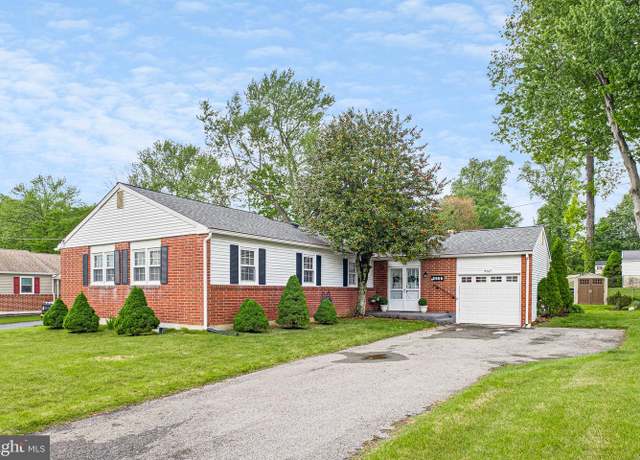 Property at 2605 Dartmouth Woods Rd, Wilmington, DE 19810, 3 beds, 2 baths