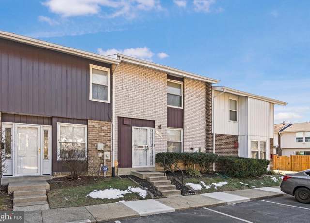 Property at 10223 Campus Way S #42, Upper Marlboro, MD 20774, 3 beds, 2.5 baths