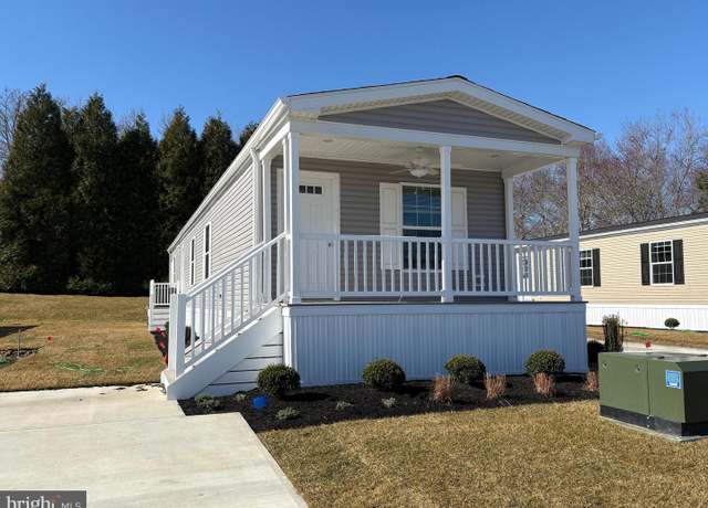 Property at 9816 Salt Life Ln, Ocean City, MD 21842, 2 beds, 2 baths