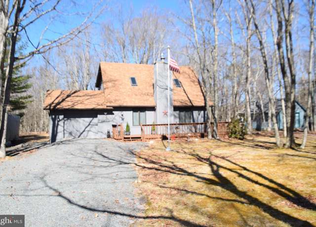 Property at 60 Keats Ln, Albrightsville, PA 18210, 3 beds, 2 baths