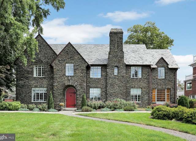 Property at 2909 N Front St, Harrisburg, PA 17110, 7 beds, 6 baths