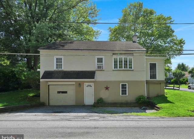 Property at 109 Hillside St, Lebanon, PA 17042, 4 beds, 1 bath