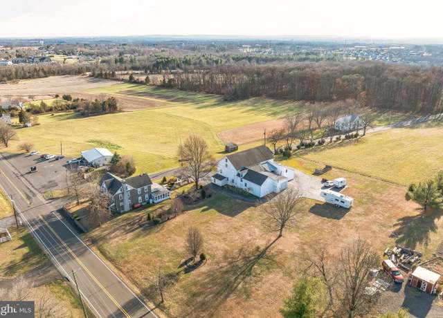 Property at 411 Swamp Pike, Schwenksville, PA 19473, 3 beds, 1.5 baths