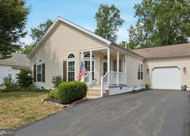 Property at 645 Blue Bell Springs Dr, Blue Bell, PA 19422, 2 beds, 2 baths