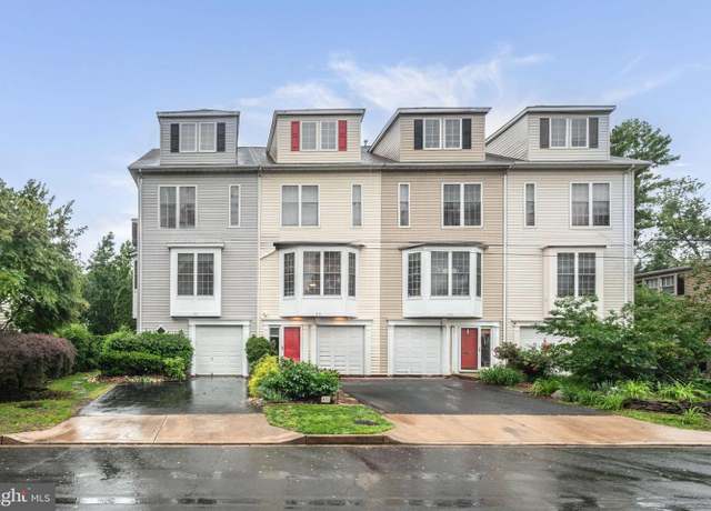 Property at 414 S Wayne St, Arlington, VA 22204, 4 beds, 3.5 baths
