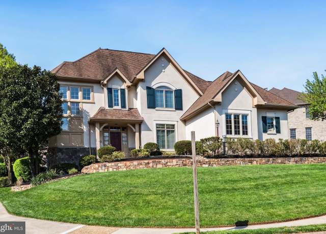 Property at 1546 Wellingham Ct, Vienna, VA 22182, 5 beds, 5.5 baths