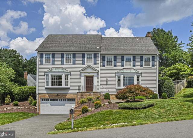 Property at 9810 Spring Ridge Ln, Vienna, VA 22182, 4 beds, 3.5 baths