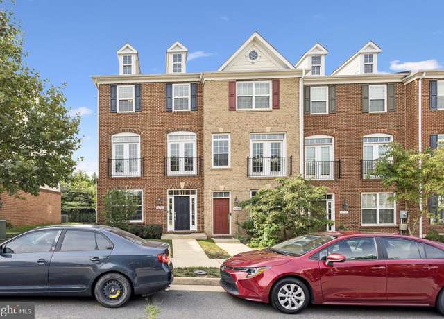 Property at 42761 Hay Rd, Ashburn, VA 20147, 3 beds, 3.5 baths