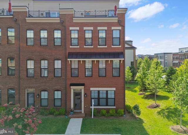 Property at 22990 Cabrillo Ter, Brambleton, VA 20148, 4 beds, 4.5 baths