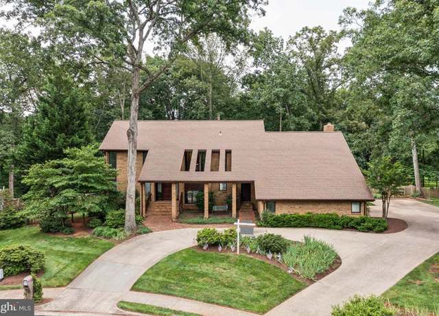Property at 9601 Gladstone St, Manassas, VA 20110, 6 beds, 4.5 baths
