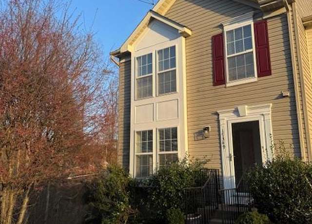 Property at 17439 Kagera Dr, Dumfries, VA 22025, 3 beds, 3.5 baths