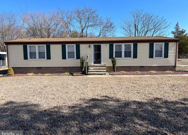 Property at 150 West St, Magnolia, DE 19962, 3 beds, 2 baths