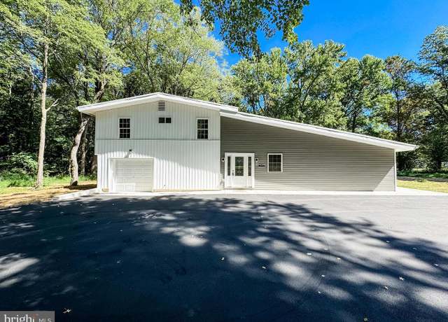 Property at 2429 Grubb Rd, Wilmington, DE 19810, 4 beds, 3.5 baths