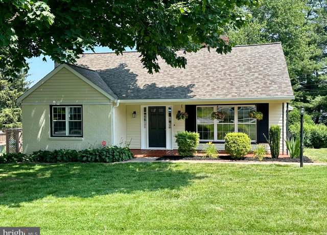 Property at 803 David Ave, Westminster, MD 21157, 4 beds, 2 baths