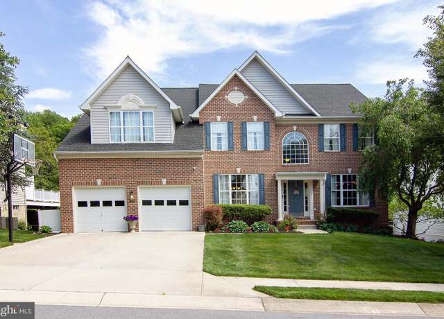 Property at 6129 Ash Grove Ct, Eldersburg, MD 21784, 6 beds, 4.5 baths