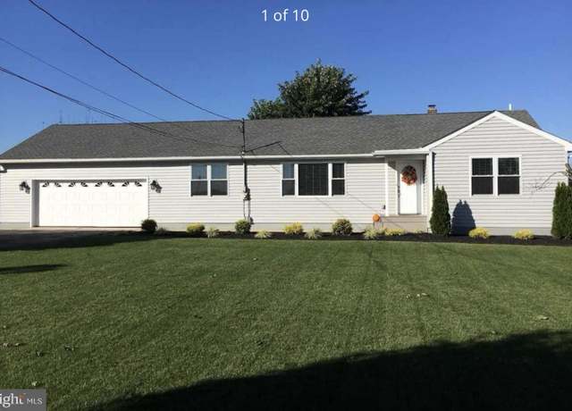 Property at 4464 Genoa Ave, Vineland, NJ 08361, 3 beds, 2 baths