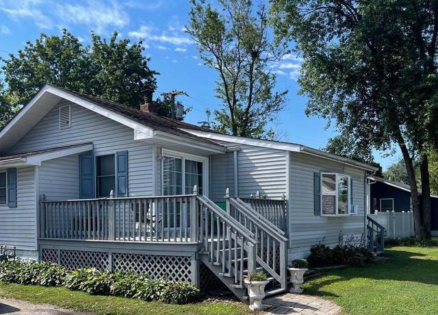 Property at 243 I St, Carneys Point, NJ 08069, 3 beds, 1 bath