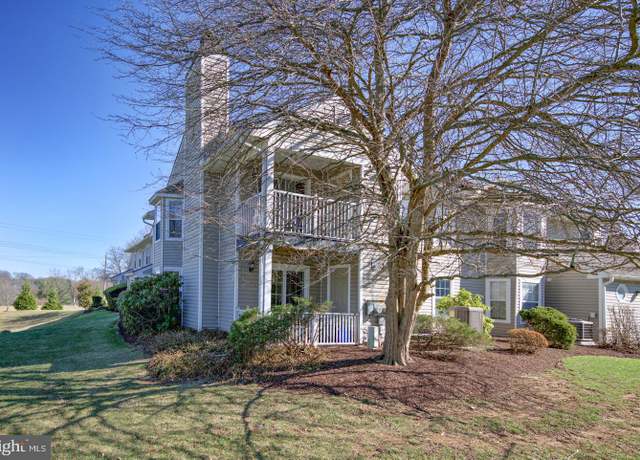 Property at 918 Railway Sq #35, West Chester, PA 19380, 2 beds, 2 baths