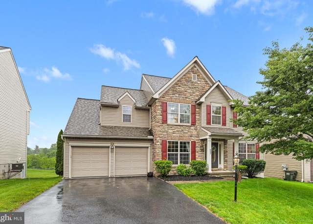 Property at 6337 Bayberry Ave, Manheim, PA 17545, 4 beds, 2.5 baths