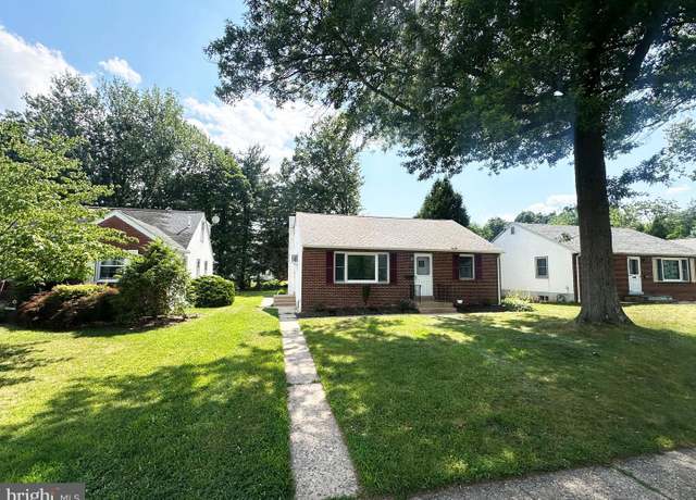 Property at 1124 Locust Ave, Lansdale, PA 19446, 3 beds, 1.5 baths