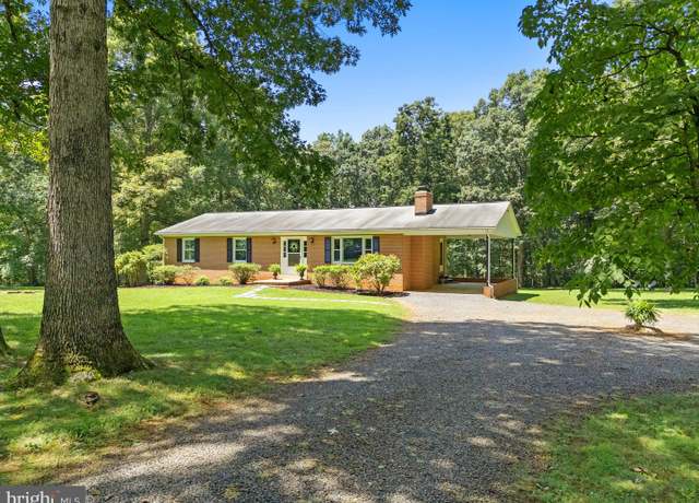 Property at 9568 Green Rd, Midland, VA 22728, 3 beds, 2 baths