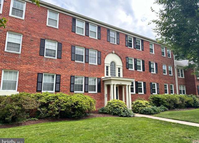 Property at 1201 Belle View Blvd Unit A2, Alexandria, VA 22307, 3 beds, 1 bath