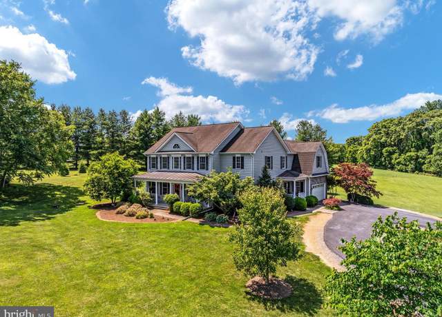 Property at 37075 Gaver Mill Rd, Hillsboro, VA 20132, 5 beds, 4 baths