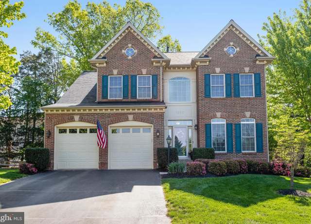 Property at 5985 Twin Branch Ct, Haymarket, VA 20169, 5 beds, 4.5 baths