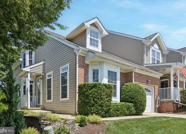 Property at 624 Beaver Falls Pl, Wilmington, DE 19808, 2 beds, 2.5 baths