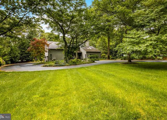 Property at 184 Pitman Downer Rd, Sewell, NJ 08080, 3 beds, 3.5 baths