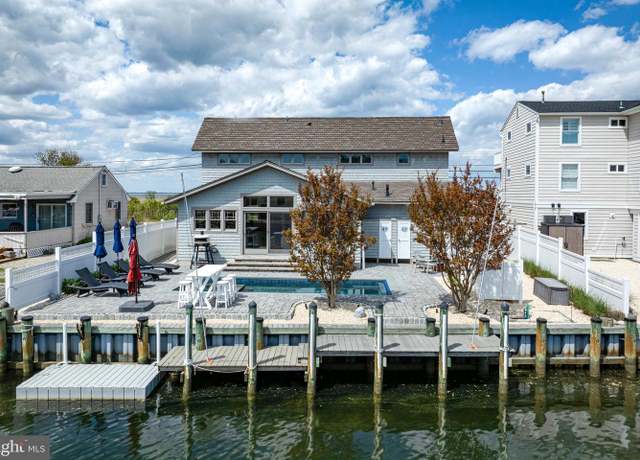 Property at 102 Arnold Blvd, Long Beach Township, NJ 08008, 4 beds, 3 baths