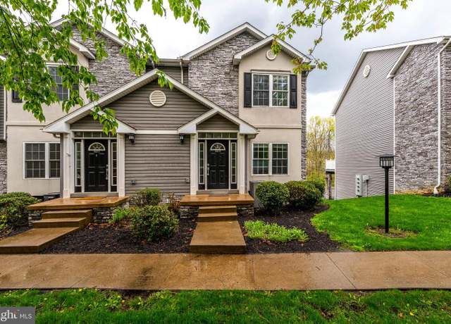 Property at 680H Oakwood Ave, State College, PA 16803, 3 beds, 3.5 baths