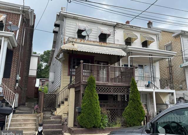 Property at 541 W 2nd St, Mount Carmel, PA 17851, 4 beds, 2 baths
