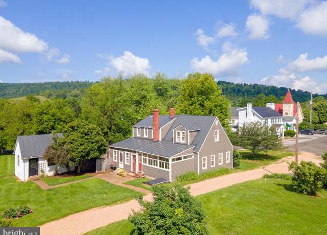 Property at 698 & 694 Federal St, Paris, VA 20130, 2 beds, 1.5 baths