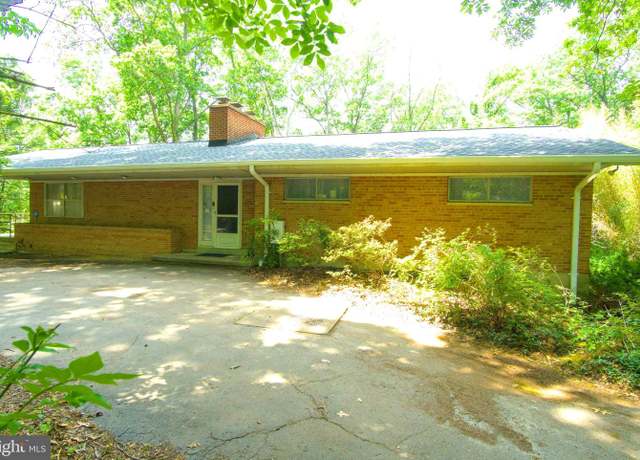 Property at 7230 Lackawanna, Springfield, VA 22150, 3 beds, 2.5 baths