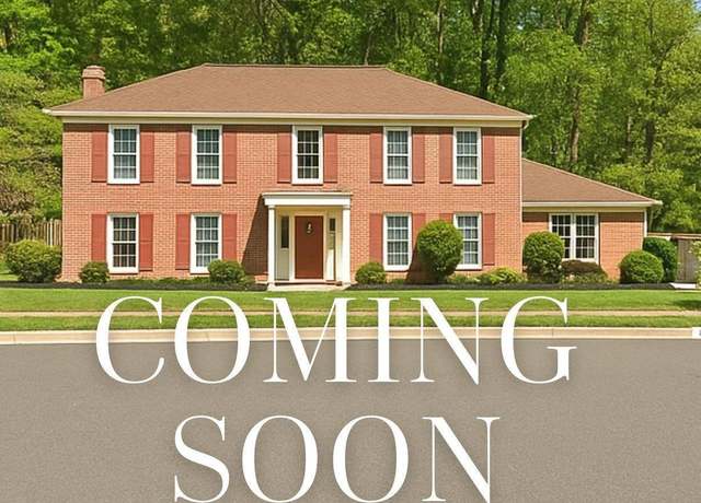 Property at 4407 Wakefield Dr, Annandale, VA 22003, 4 beds, 2.5 baths