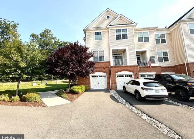 Property at 23245 Milltown Knoll Sq #103, Ashburn, VA 20148, 2 beds, 2.5 baths