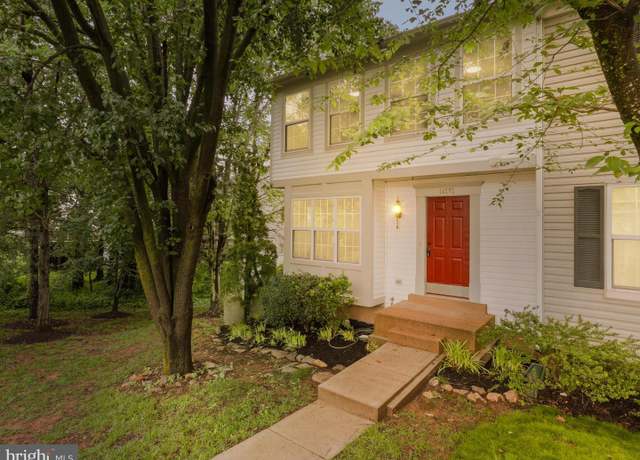 Property at 14282 Newbern Loop, Gainesville, VA 20155, 3 beds, 3.5 baths