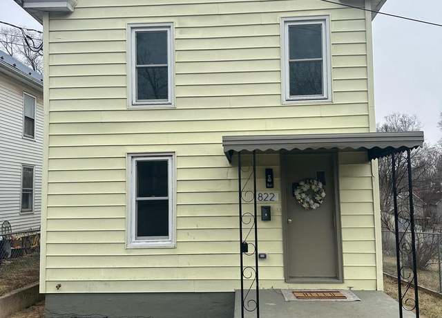Property at 822 Maryland Ave, Martinsburg, WV 25401, 3 beds, 1.5 baths