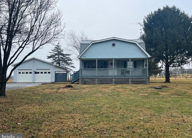 Property at 30 Foggy Bottom Ln, Berkeley Springs, WV 25411, 2 beds, 2 baths