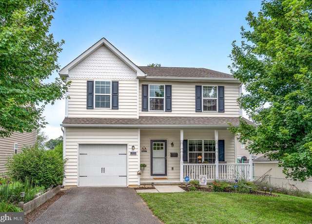 Property at 11 North Ave, Wilmington, DE 19804, 3 beds, 2.5 baths