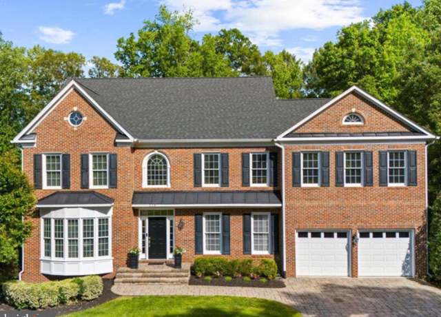 Property at 116 Colony Xing, Edgewater, MD 21037, 6 beds, 5.5 baths