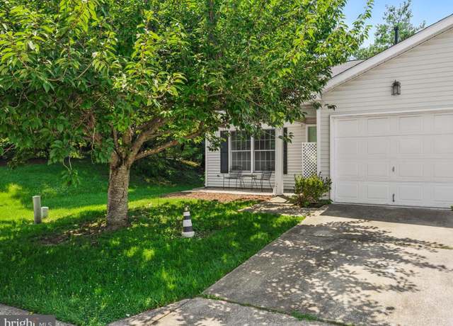 Property at 2600 Compass Dr, Annapolis, MD 21401, 2 beds, 2 baths