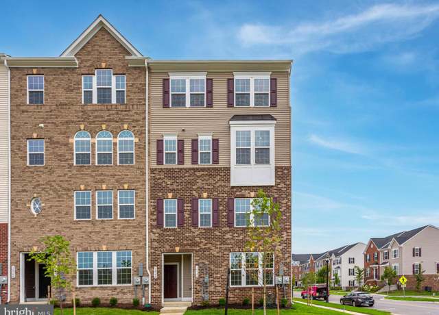 Property at 10746 Presidential Pkwy Unit A, Upper Marlboro, MD 20772, 3 beds, 2.5 baths