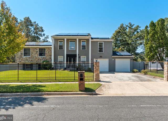 Property at 12111 Windbrook Dr, Clinton, MD 20735, 3 beds, 3.5 baths
