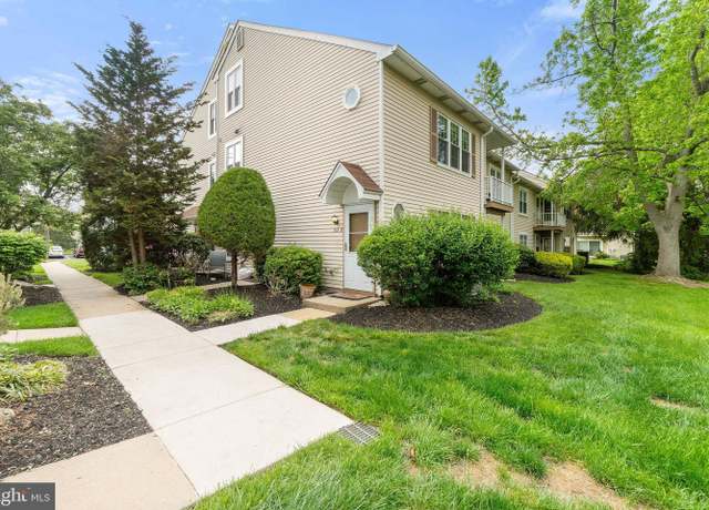 Property at 312-B Delancey Pl, Mount Laurel, NJ 08054, 2 beds, 2 baths
